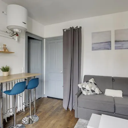 Le Mousquetaire Apartment Versailles Exterior photo